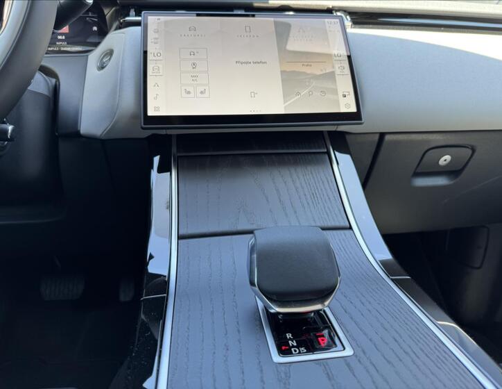 Land Rover Range Rover Velar 15