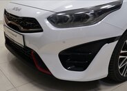 KIA ProCeed Kombi 1,6 l 150 kw