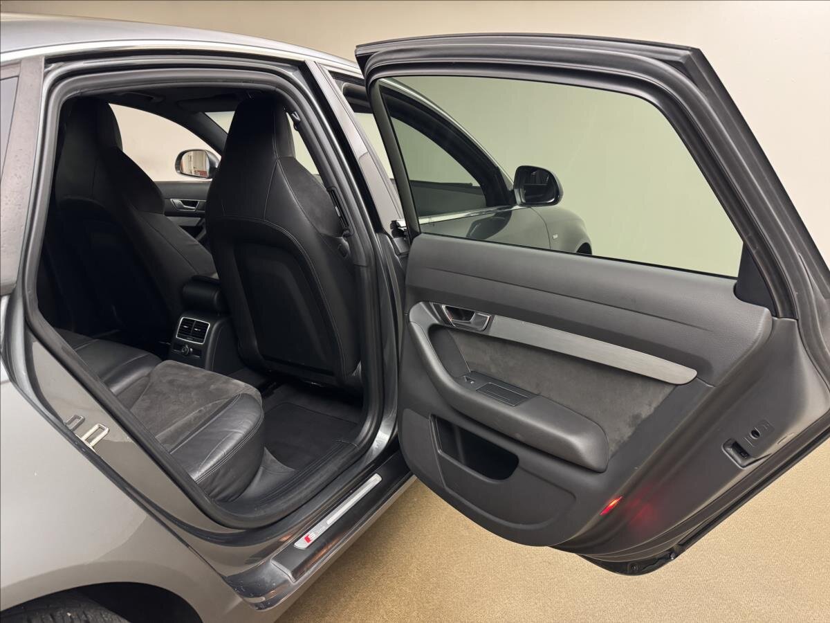 Audi A6 Sedan 2,7 l 140 kw