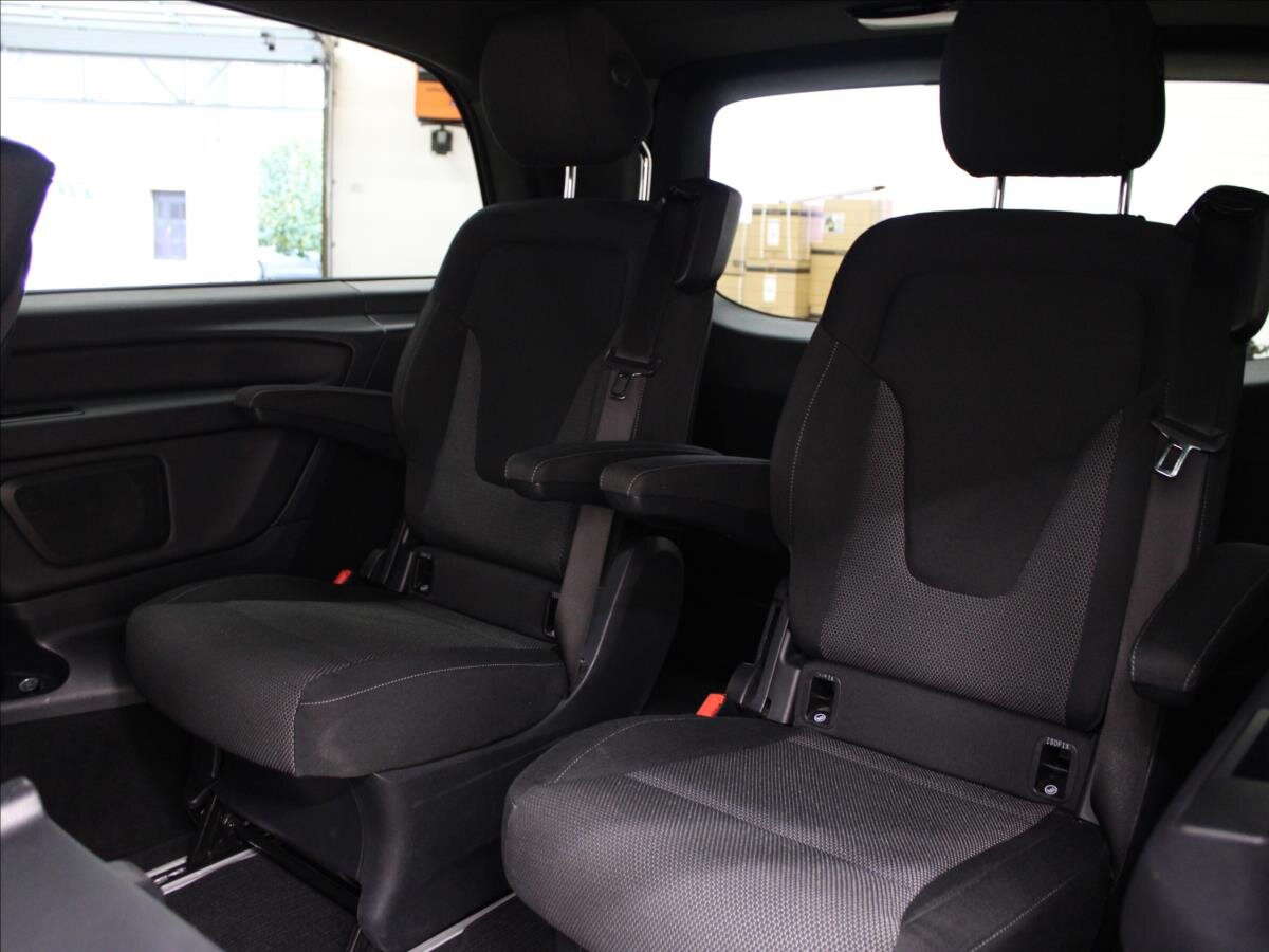 Mercedes-Benz Třídy V Kombi 2,1 l 140 kw