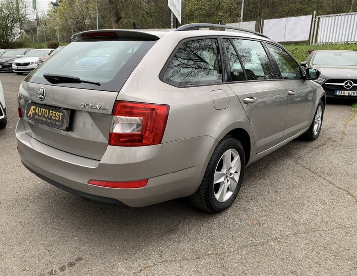 Škoda Octavia Kombi 1,6 l 81 kw