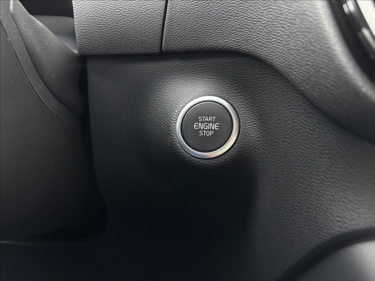 Volvo XC40 Kombi 2,0 l 145 kw