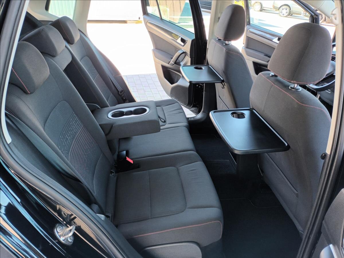 Volkswagen Golf Sportsvan MPV 1,4 l 92 kw