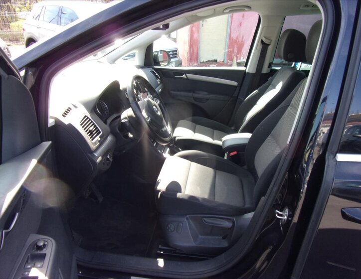 Volkswagen Sharan Kombi 2,0 l 100 kw