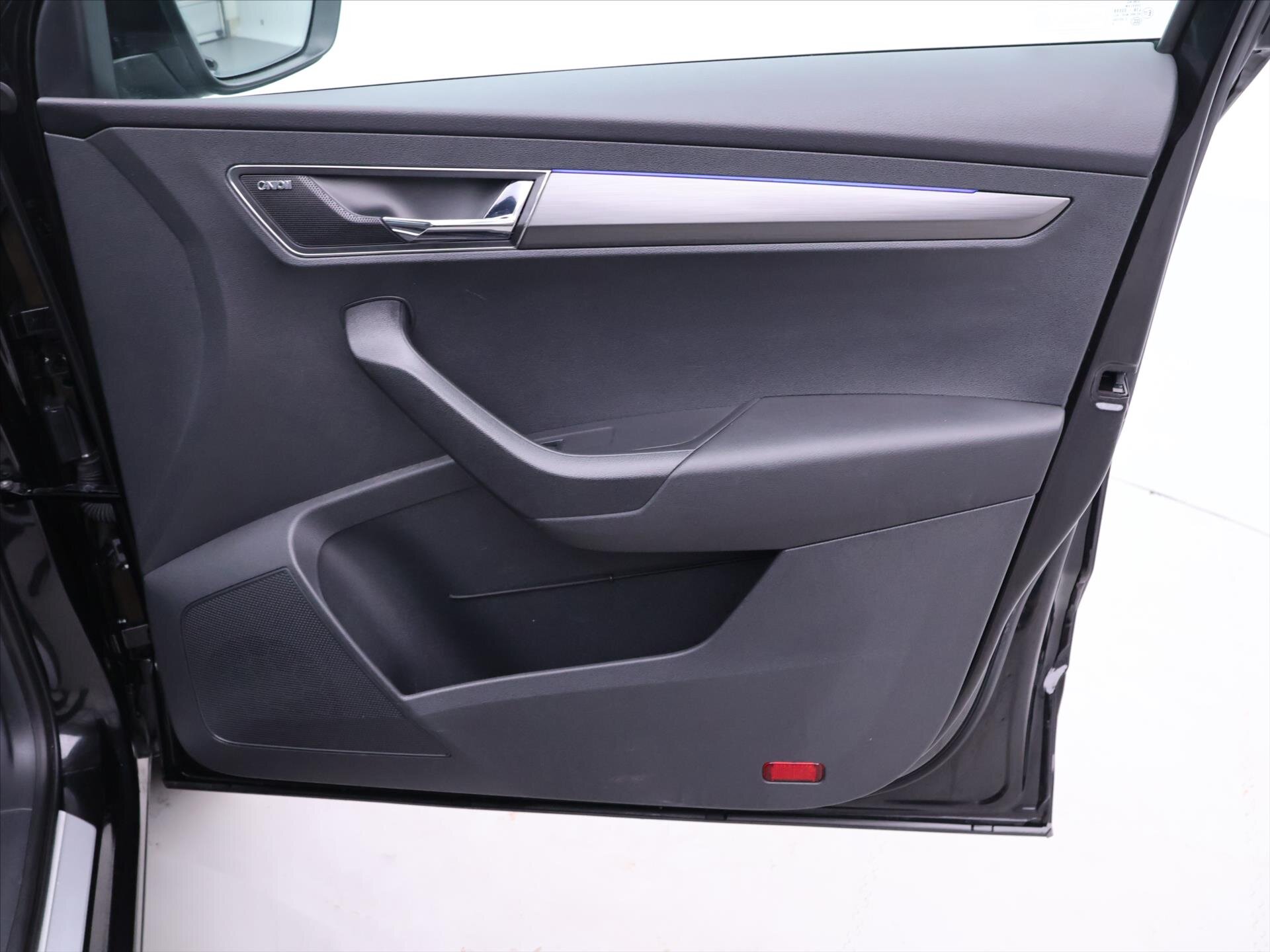 Škoda Karoq SUV 999,0 85 kw