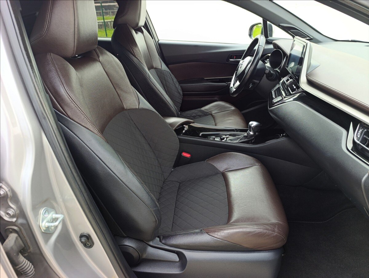 Toyota C-HR Hatchback 1,8 l 72 kw