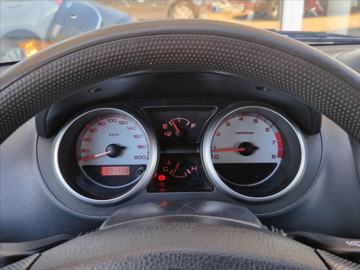 Suzuki Ignis Hatchback 1,3 l 69 kw