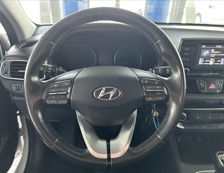 Hyundai i30 Kombi 998,0 88 kw