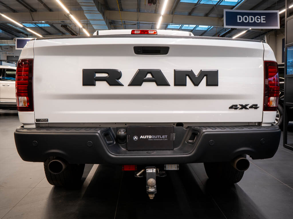 Dodge RAM Pick-up 5,7 l 291 kw