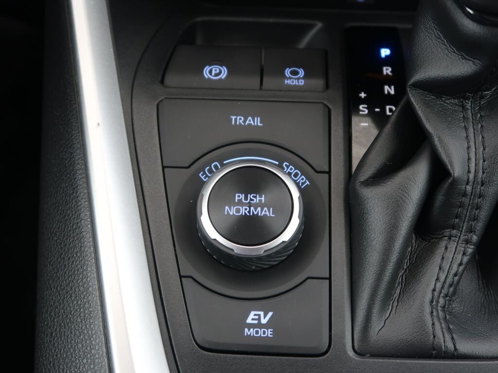 Toyota RAV4 SUV 2,5 l 131 kw