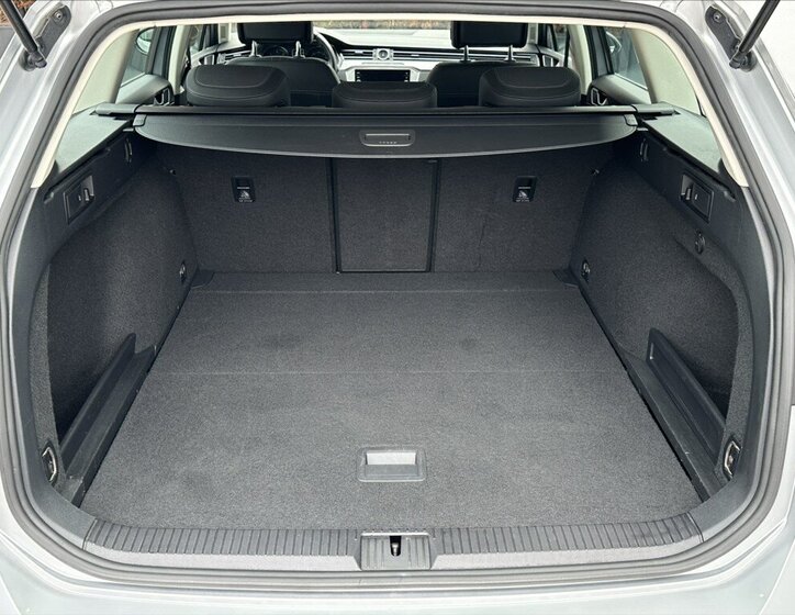 Volkswagen Passat Kombi 2,0 l 140 kw