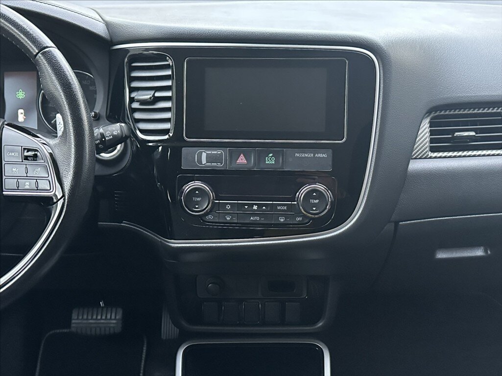 Mitsubishi Outlander SUV / Terénní 2,3 l 110 kw
