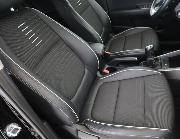 KIA Rio Hatchback 998,0 88 kw