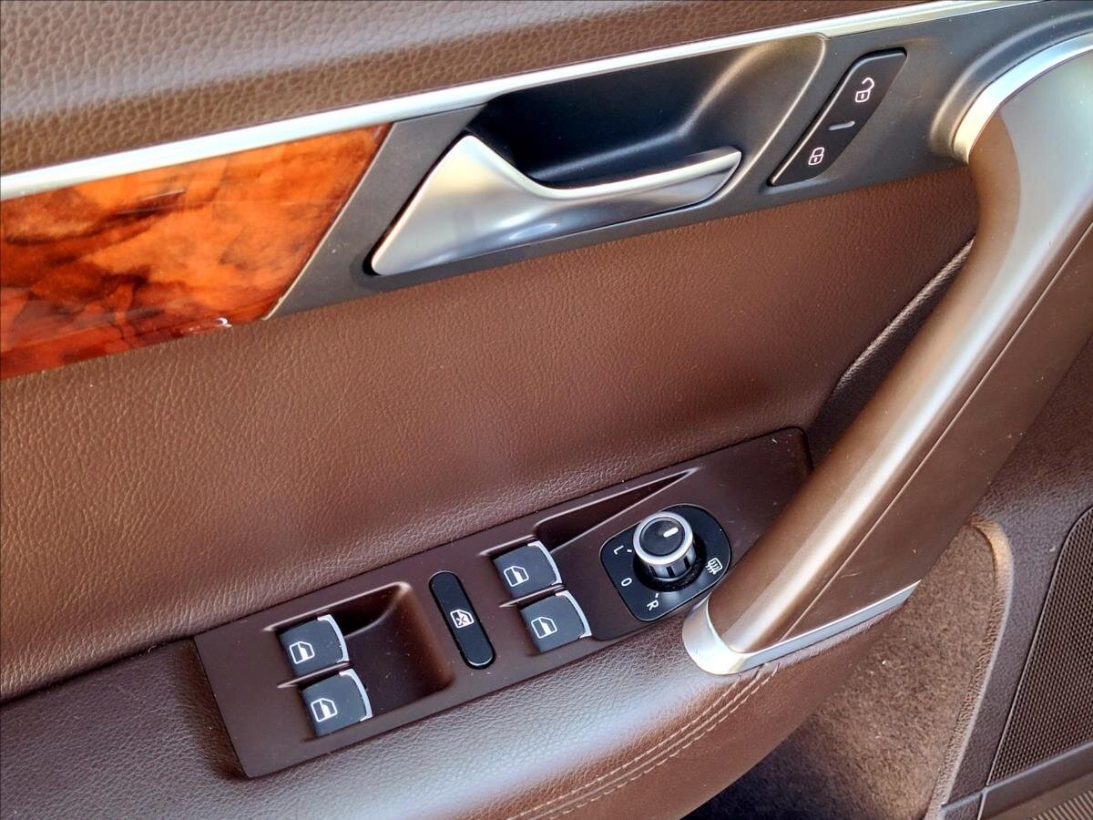 Volkswagen Passat Kombi 1,4 l 90 kw