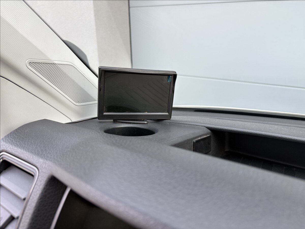 Volkswagen Crafter Skříň 2,0 l 103 kw