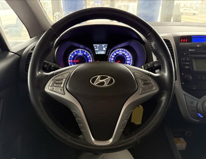 Hyundai ix20 13