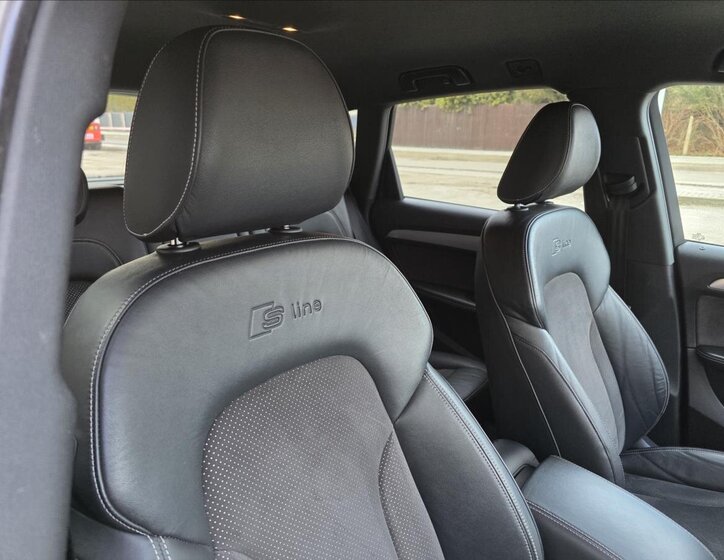 Audi Q5 SUV / Terénní 3,0 l 180 kw