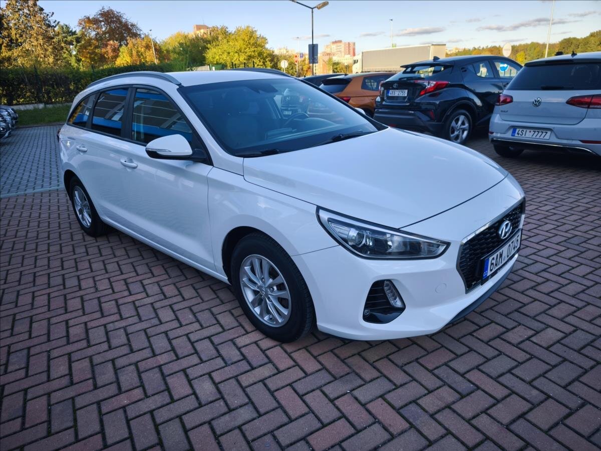 Hyundai i30 Kombi 998,0 88 kw