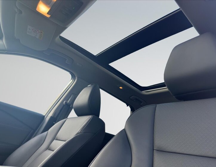 Nissan X-Trail SUV / Terénní 1,5 l 157 kw