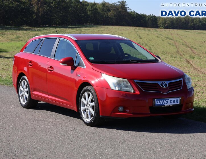 Toyota Avensis Kombi 2,2 l 110 kw