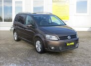 Volkswagen Touran 1