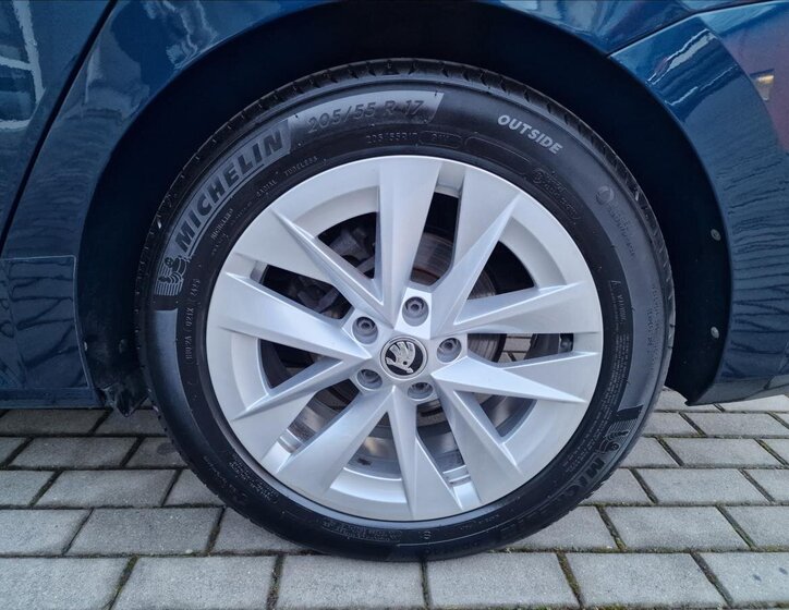 Škoda Octavia Kombi 2,0 l 85 kw