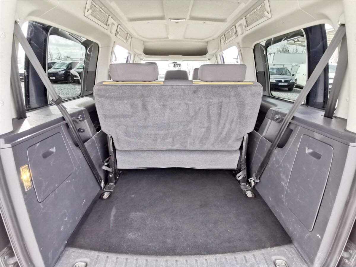 Volkswagen Caddy Pick-up 1,6 l 75 kw