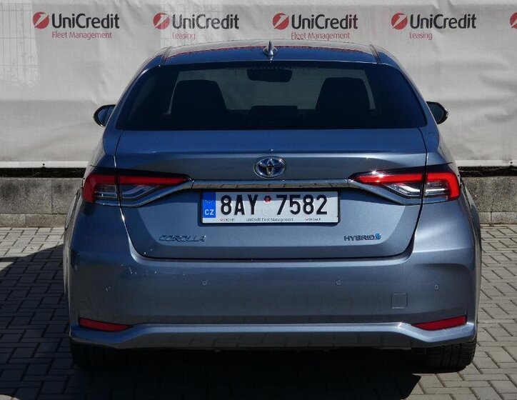 Toyota Corolla Sedan / Limuzína 1,8 l 72 kw