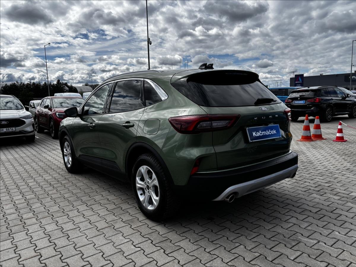 Ford Kuga SUV / Terénní 1,5 l 137 kw