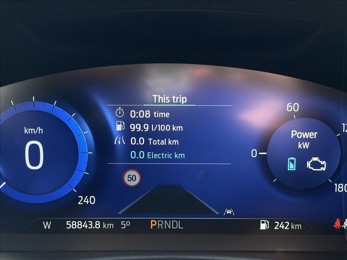 Ford Kuga SUV / Terénní 2,5 l 112 kw