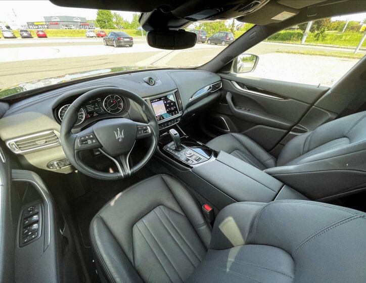 Maserati Levante SUV / Terénní 3,0 l 257 kw