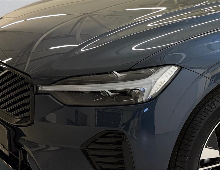 Volvo XC60 SUV / Terénní 2,0 l 184 kw