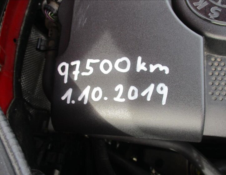 Škoda Octavia Sedan / Limuzína 1,6 l 75 kw