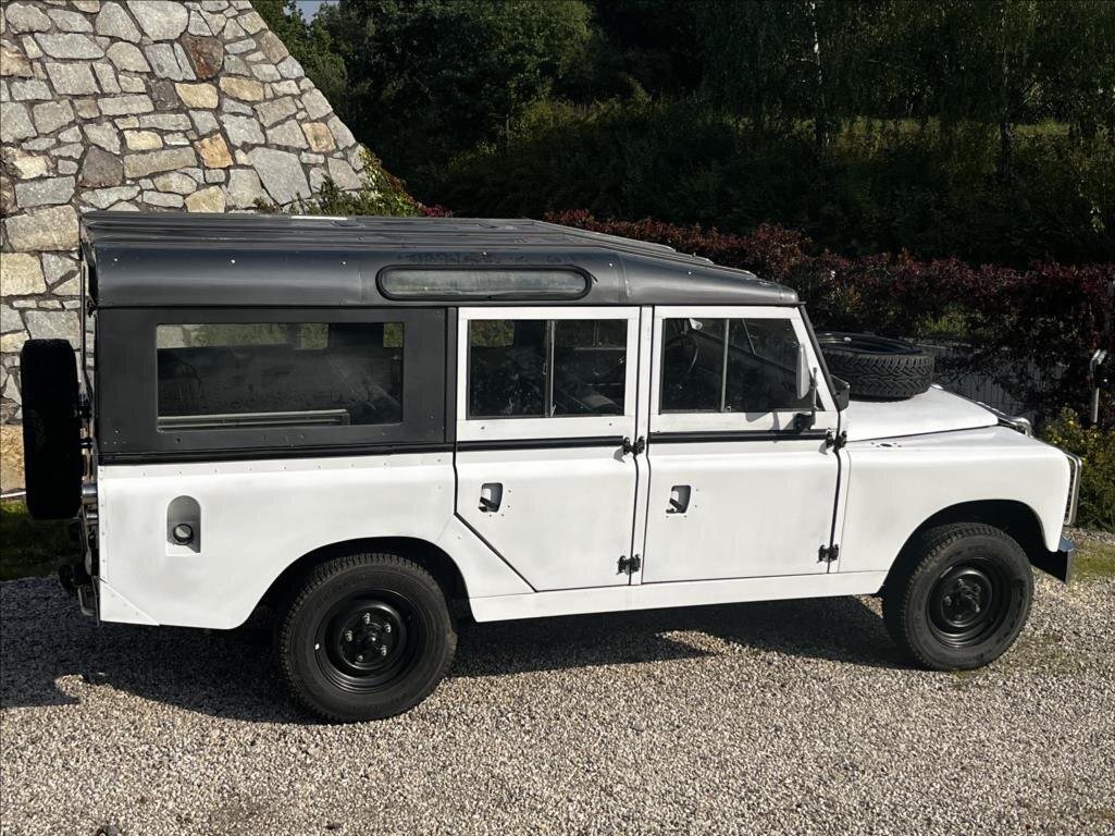 Land Rover Ostatní Ostatní 2,3 l 46 kw