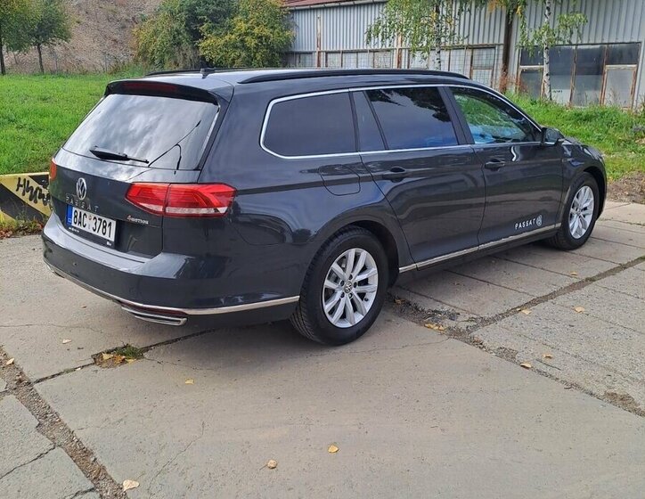 Volkswagen Passat Kombi 0,0 110 kw