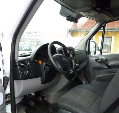 Mercedes-Benz Sprinter 16