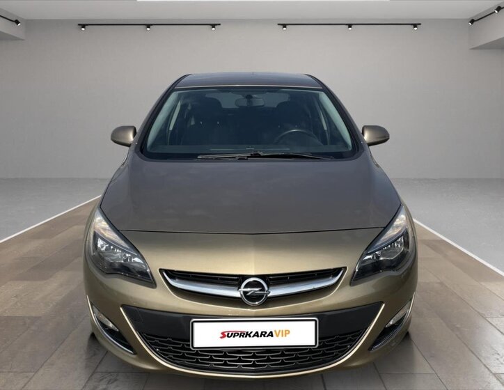 Opel Astra Hatchback 1,6 l 85 kw