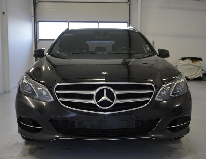 Mercedes-Benz Třídy E Kombi 3,0 l 190 kw