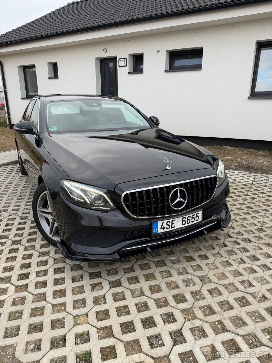 Mercedes-Benz Třídy E Sedan / Limuzína 0,0 143 kw