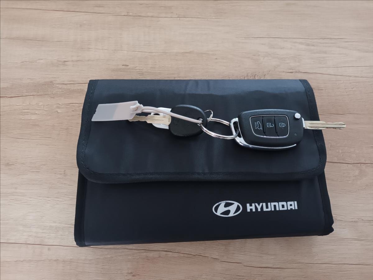 Hyundai i10 Hatchback 998,0 49 kw