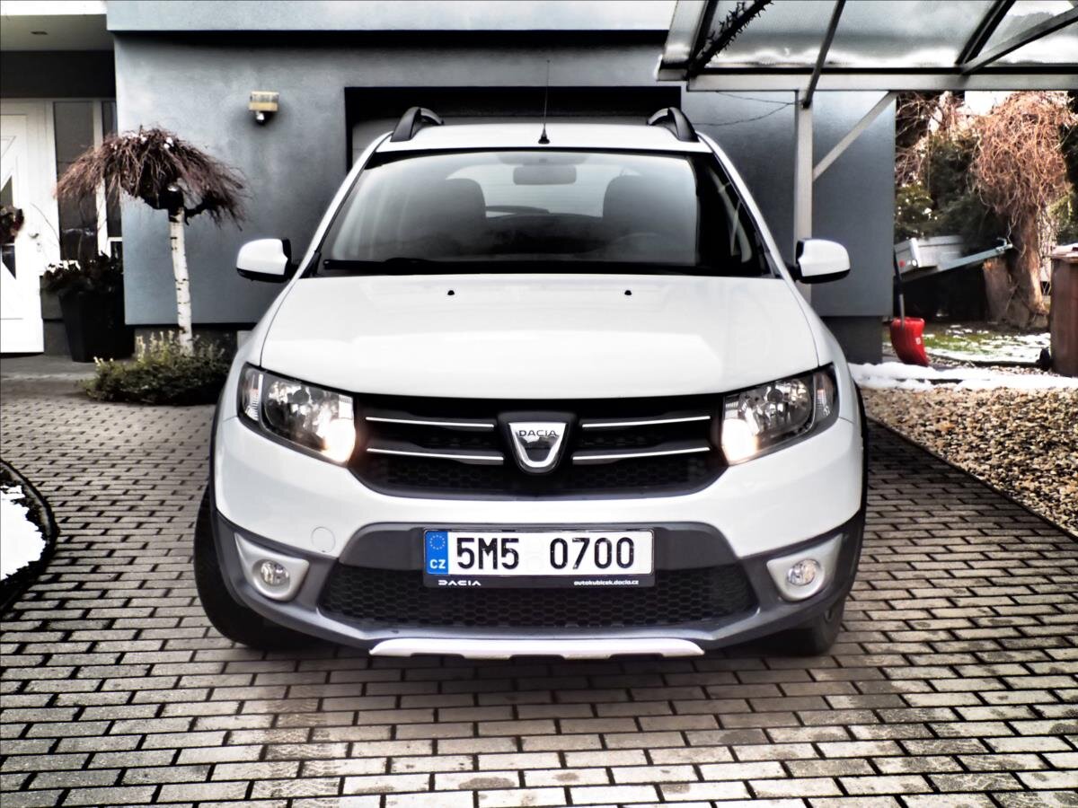 Dacia Sandero Hatchback 898,0 66 kw