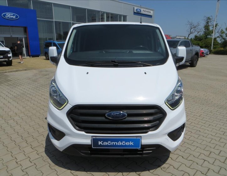 Ford Transit Custom 9