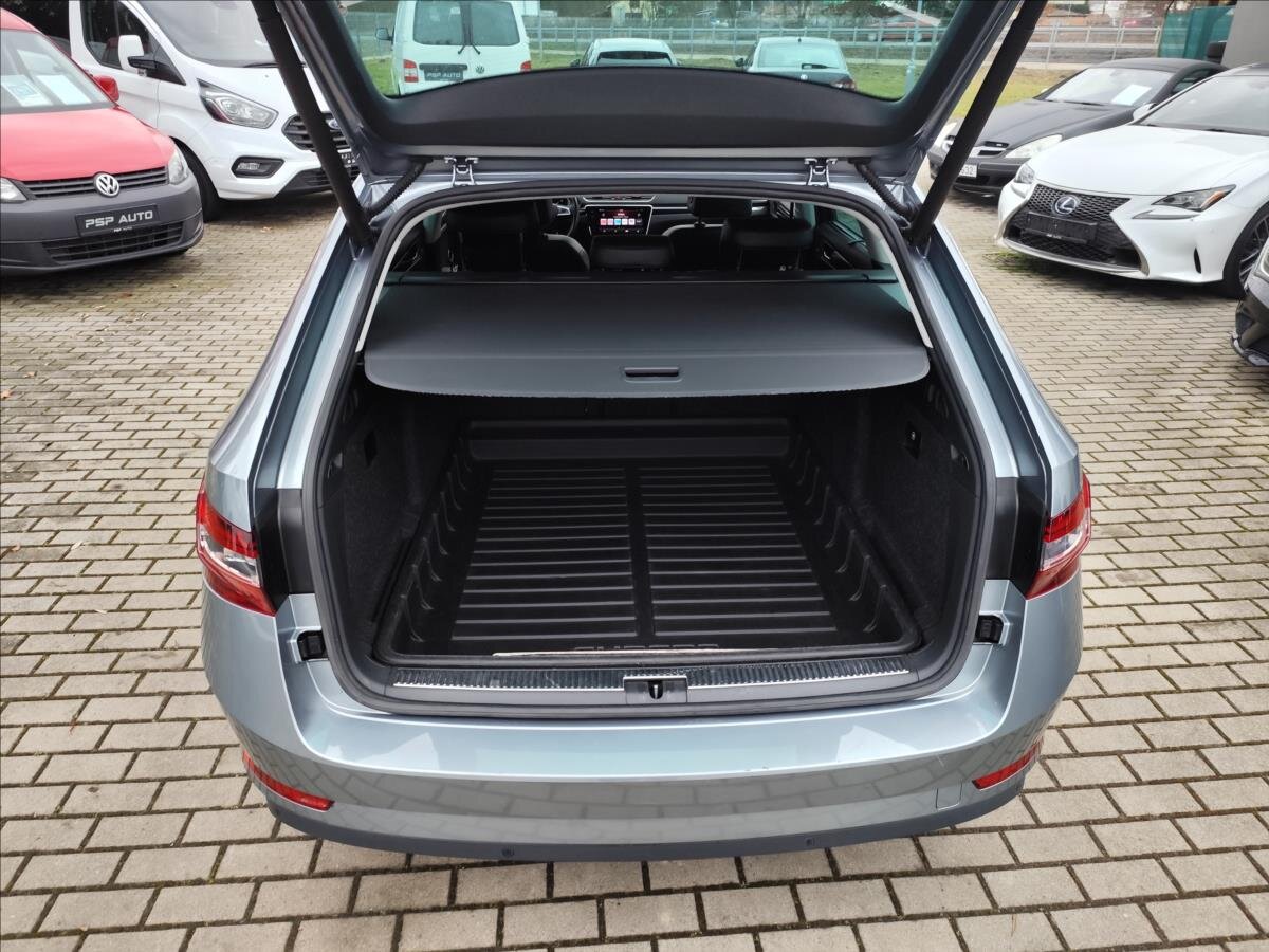 Škoda Superb Kombi 2,0 l 140 kw