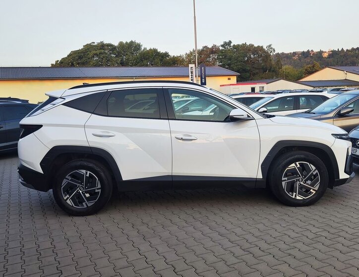 Hyundai Tucson SUV / Terénní 1,6 l 118 kw