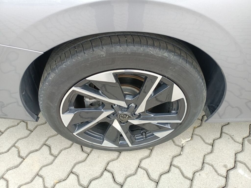 Peugeot 308 Kombi 1,2 l 96 kw