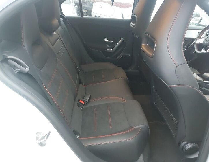 Mercedes-Benz Třídy A 11