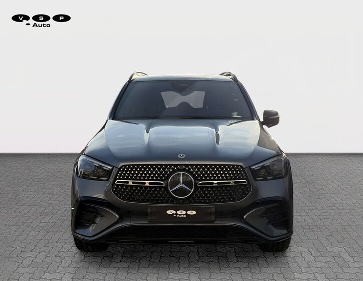 Mercedes-Benz GLE 8