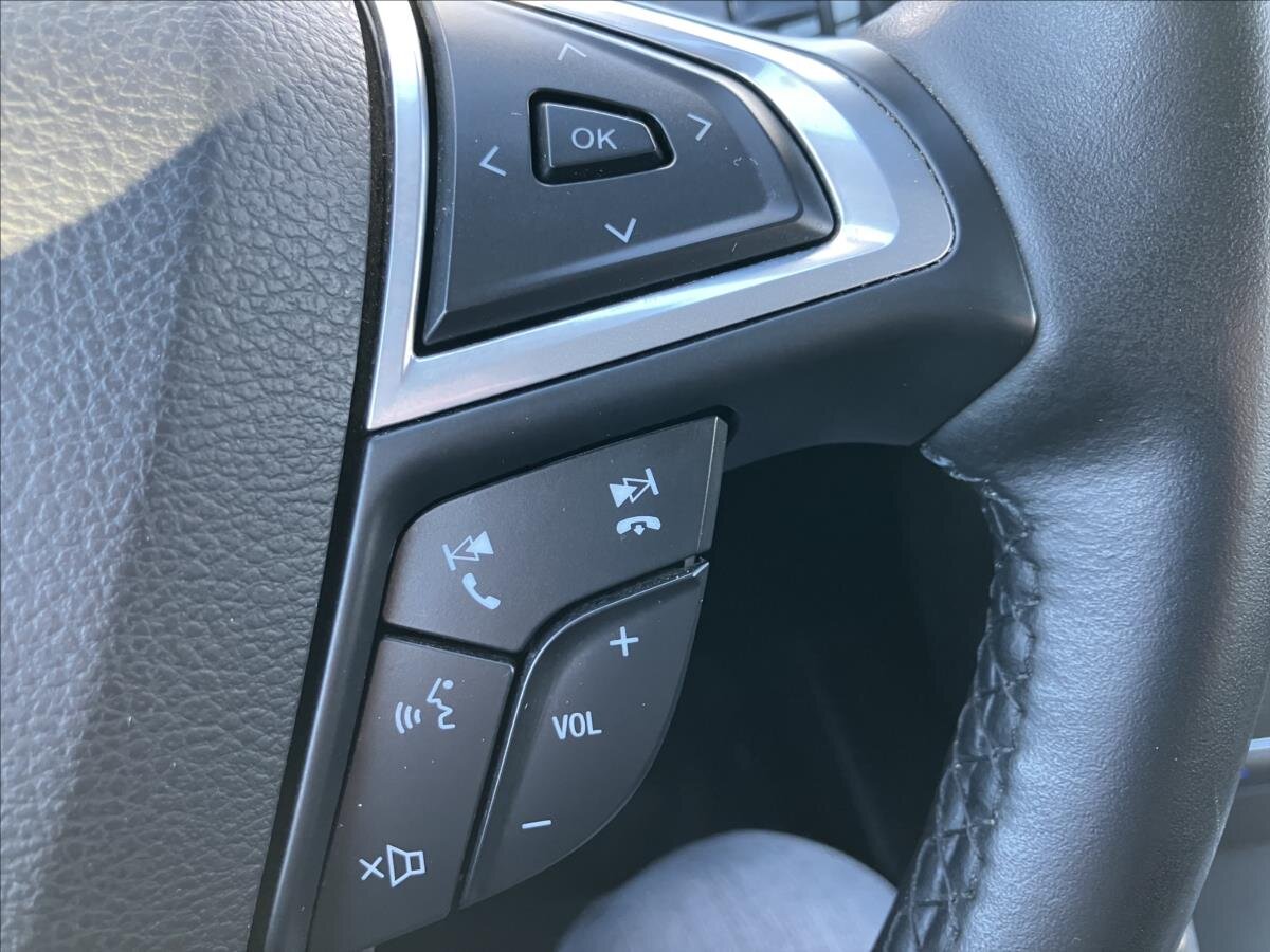 Ford S-MAX MPV 2,0 l 110 kw