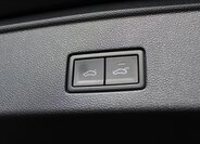 Volkswagen Touareg SUV / Terénní 3,0 l 170 kw