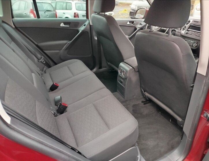 Volkswagen Tiguan SUV 2,0 l 103 kw